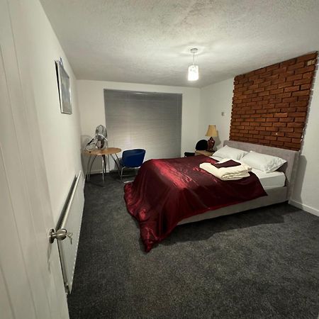 Transformative Housing Lismore Close Нотингам Екстериор снимка