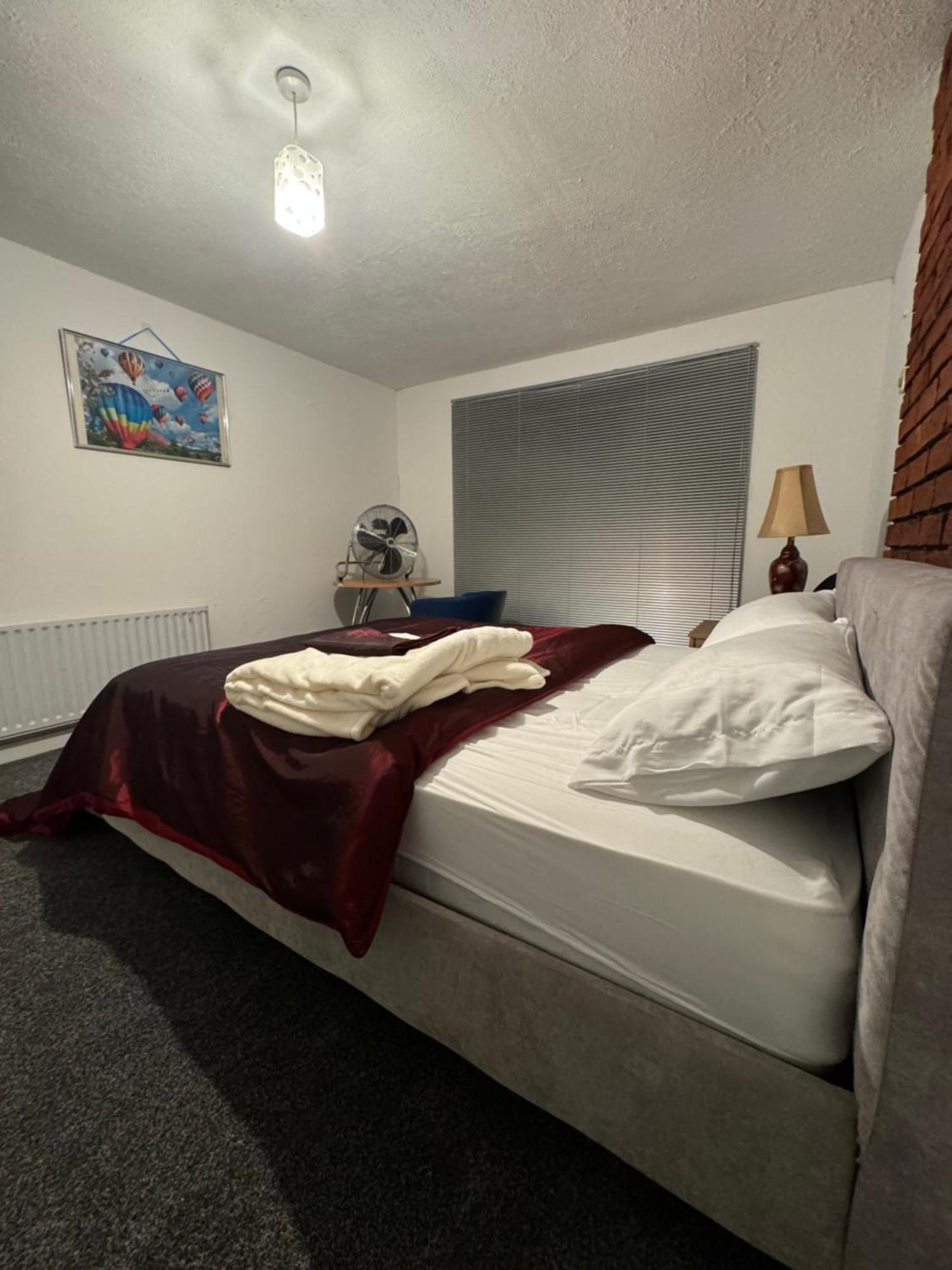 Transformative Housing Lismore Close Нотингам Екстериор снимка